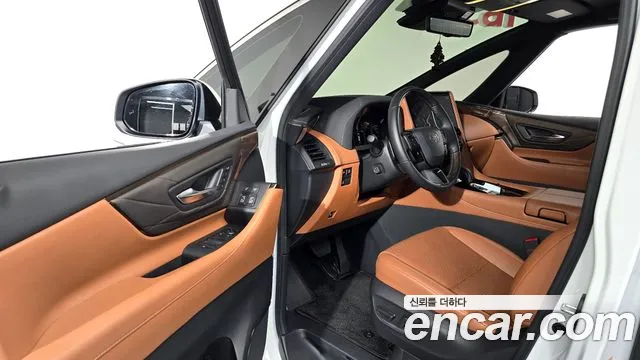 Toyota Alphard — Фото автомобиля 8