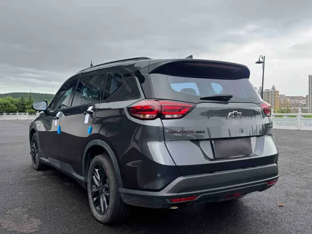 Chevrolet Orlando — Фото автомобиля 4
