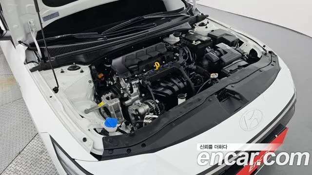 Hyundai AVANTE Новый Avante (CN7) — Фото автомобиля 6