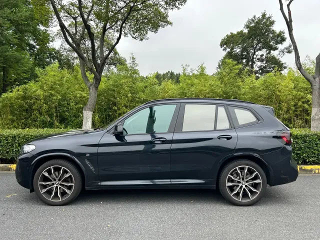 BMW X3 — Фото автомобиля 3