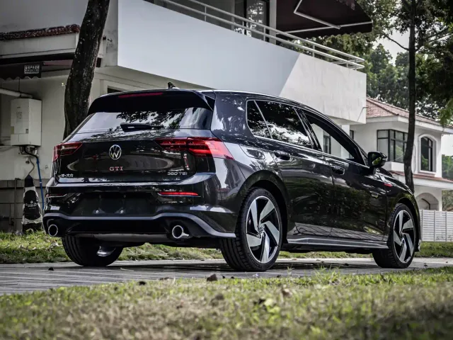 Volkswagen Golf GTI — Фото автомобиля 5