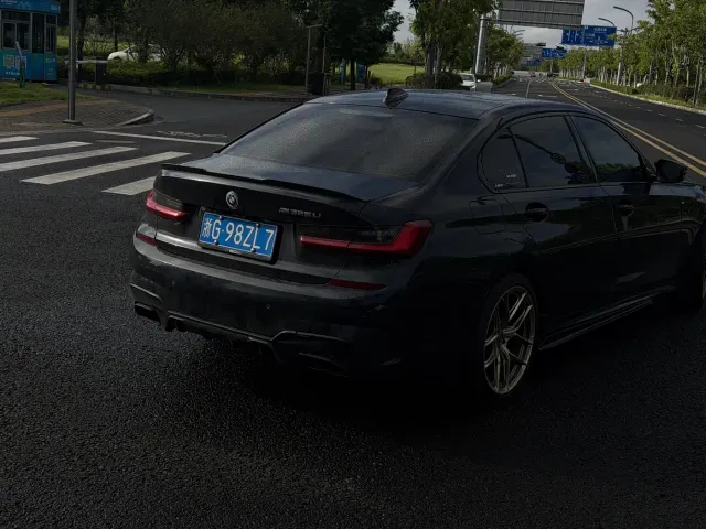BMW 3 Series — Фото автомобиля 14