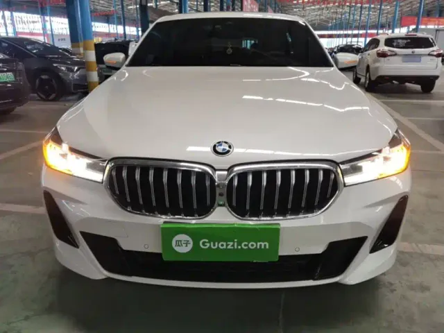 BMW 6 Series Gran Turismo — Фото автомобиля 2
