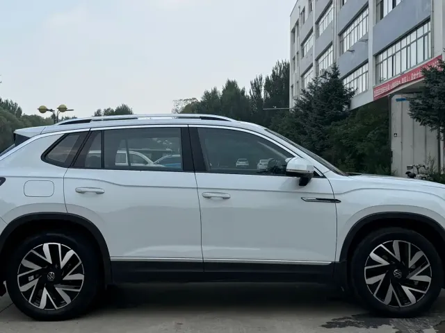 Volkswagen Tayron — Фото автомобиля 4