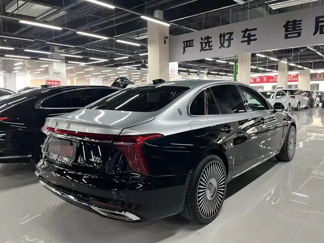 Hongqi H5 — Фото автомобиля 7