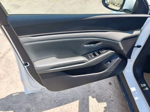BYD Qin L — Фото автомобиля 12