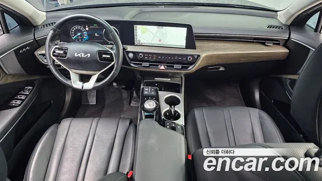 Kia K8 — Фото автомобиля 7