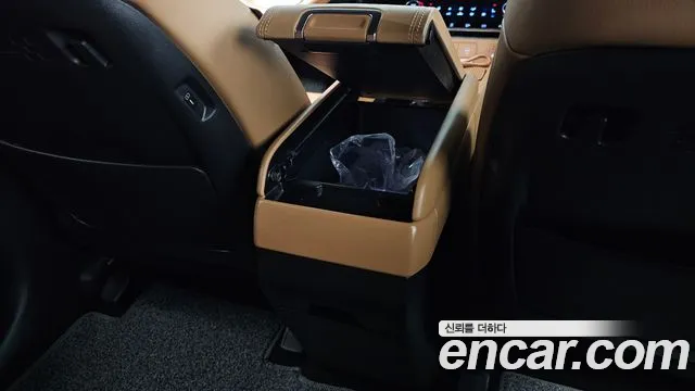 Hyundai Santafe Santa Fe (MX5) Бензин 2.5T 2WD — Фото автомобиля 25