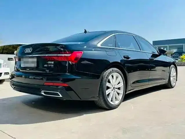 Audi A6L — Фото автомобиля 4