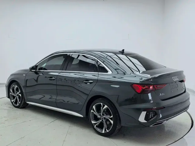 Audi A3 — Фото автомобиля 4
