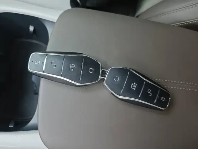 BYD Song Pro — Фото автомобиля 8