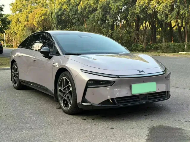 Xpeng P7+ — Фото автомобиля 3