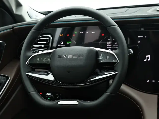 Exeed VX — Фото автомобиля 16