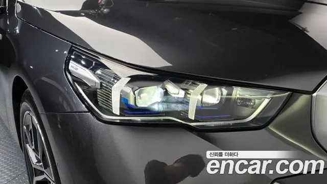 BMW 5 Series G60 — Фото автомобиля 7