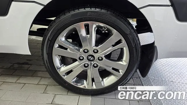Hyundai Solati Solati 15 мест — Фото автомобиля 21