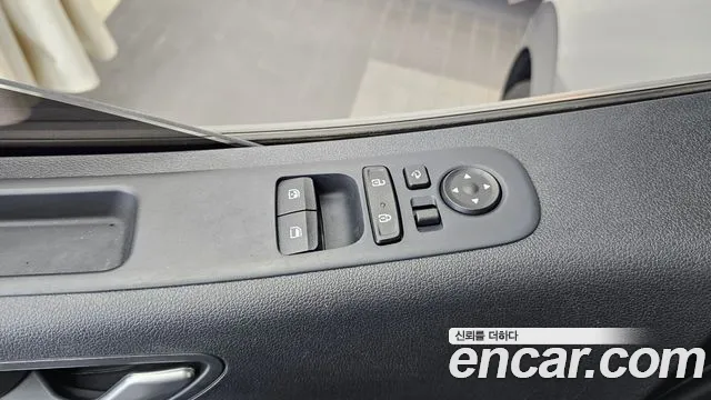 Hyundai Staria Staria Карго 5 мест — Фото автомобиля 26