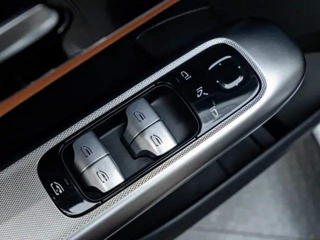 Mercedes-Benz GLC-Class — Фото автомобиля 23