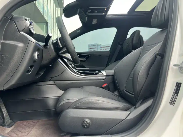 Mercedes-Benz C-Class — Фото автомобиля 6