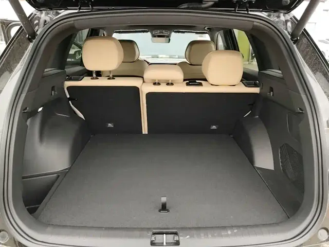 Geely Xingyue L — Фото автомобиля 18