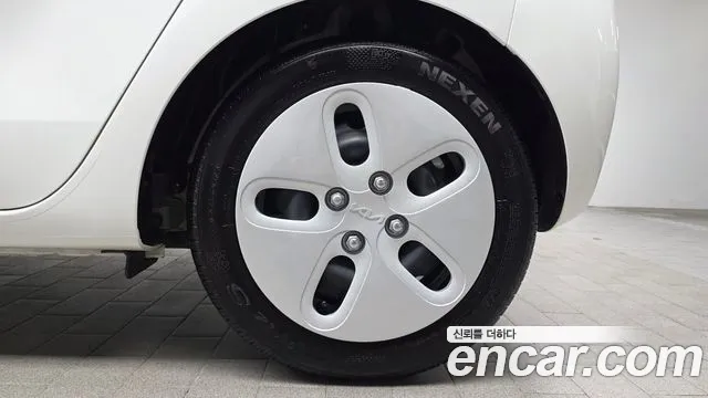 Kia RAY Новый Kia Ray Фургон — Фото автомобиля 21