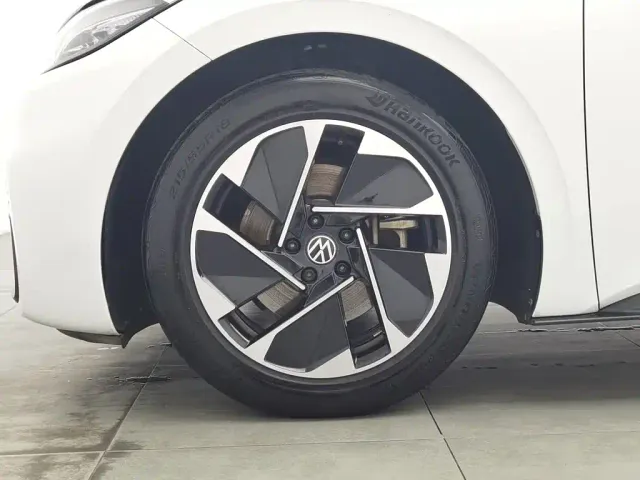 Volkswagen ID.3 — Фото автомобиля 17