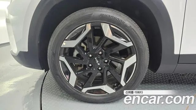 Kia Seltos Бензин 1.6 турбо 2WD — Фото автомобиля 5