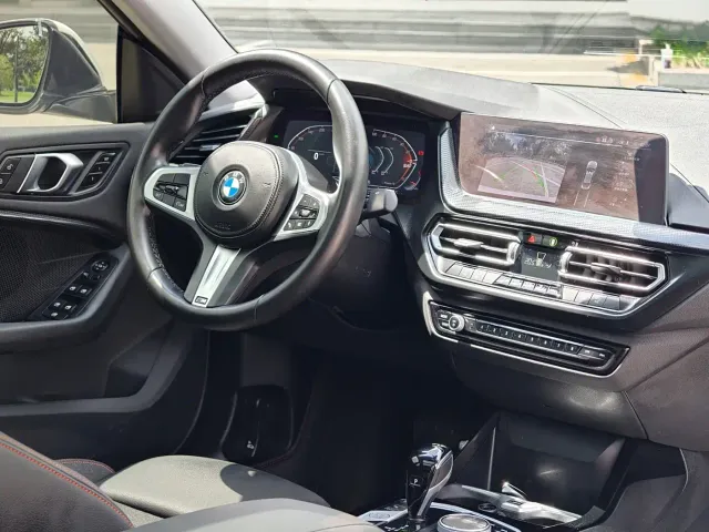 BMW 2 Series — Фото автомобиля 9