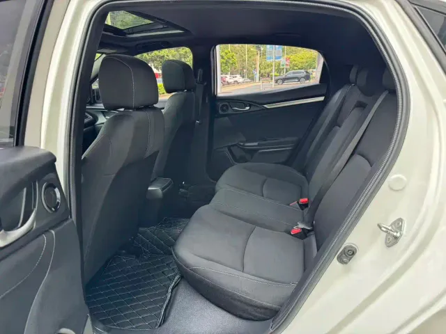 Honda Civic — Фото автомобиля 15