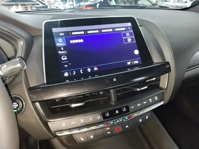 Cadillac CT5 — Фото автомобиля 12
