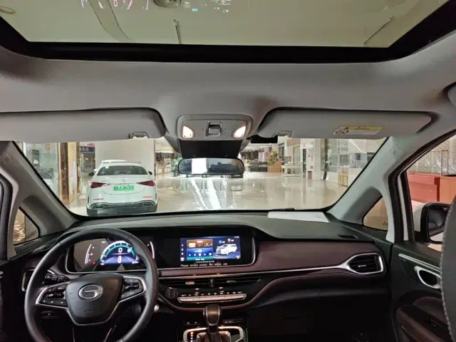 GAC Trumpchi M6 — Фото автомобиля 17