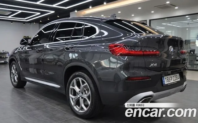 BMW X4 — Фото автомобиля 2