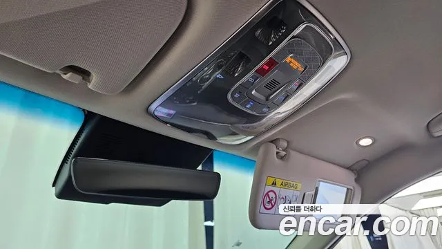 Genesis GV70 — Фото автомобиля 26