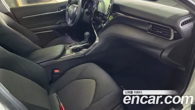 Toyota Camry XV70 — Фото автомобиля 20