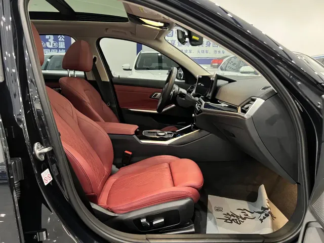BMW BMW 3 Series 2023 320Li M Sport Package — Фото автомобиля 10