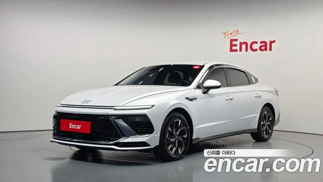 Фотография автомобиля — Hyundai Sonata DN8
