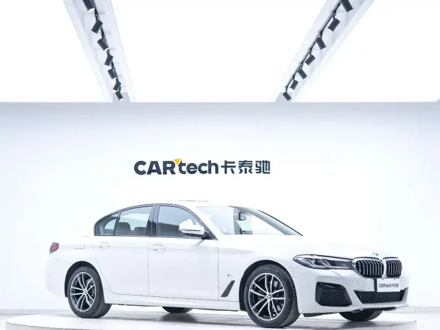 BMW 5 Series — Фото автомобиля 7