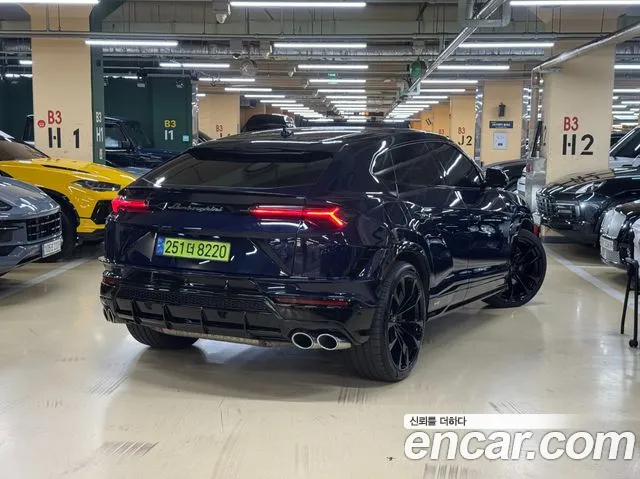 Lamborghini Urus — Фото автомобиля 2
