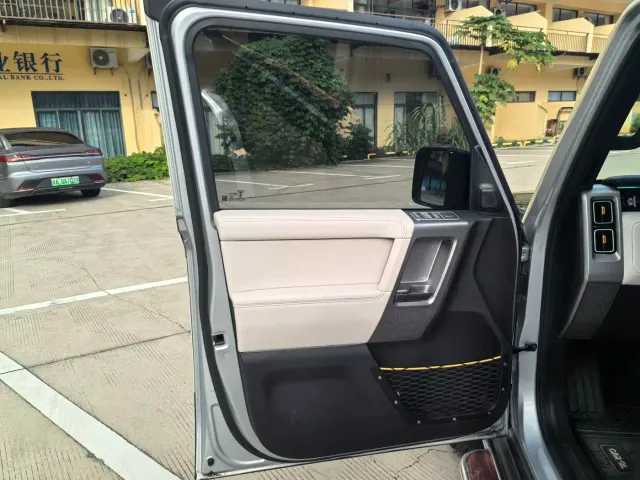 iCAR V23 — Фото автомобиля 26