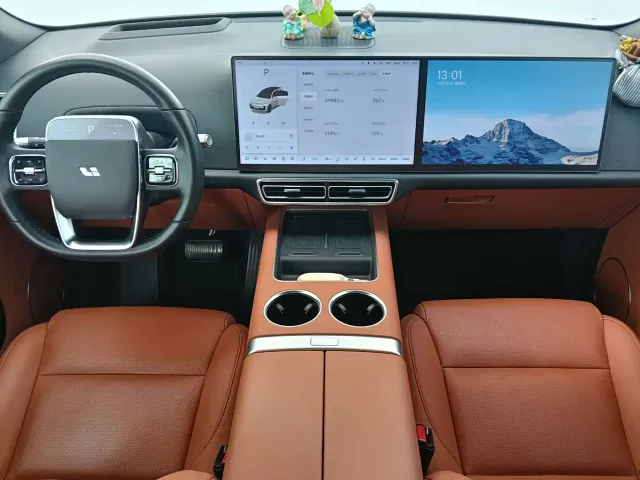 Li Auto L7 — Фото автомобиля 8