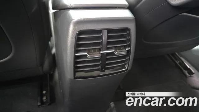 Kia Niro New — Фото автомобиля 28