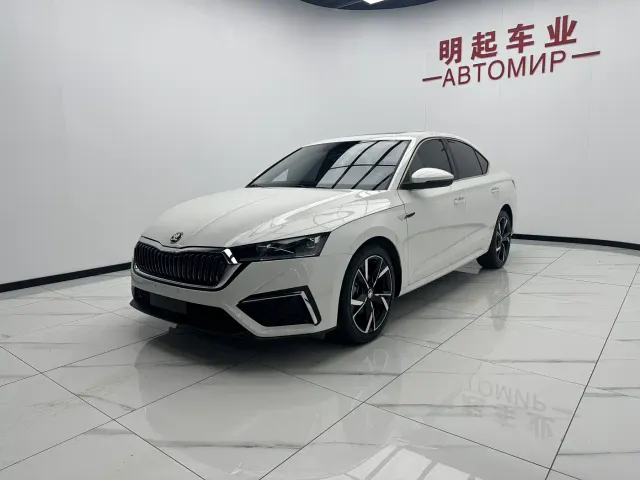 Skoda Octavia — Фото автомобиля 4