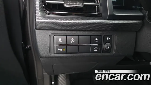 KG_Mobility_Ssangyong Musso Musso (Q300) Дизель 2.2 4WD — Фото автомобиля 27