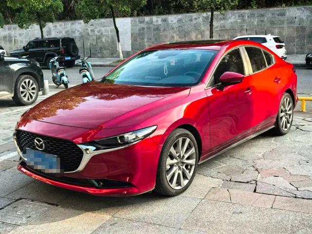 Фотография автомобиля — Mazda Axela