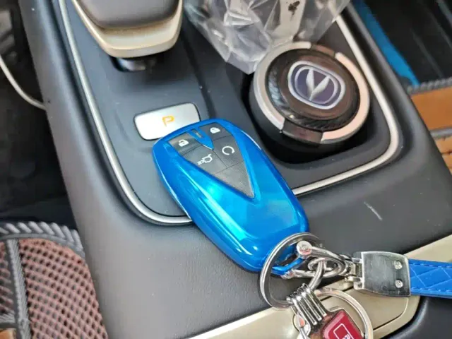 Changan Eado — Фото автомобиля 8