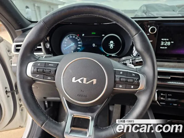 Kia K5 Generation 3 — Фото автомобиля 13