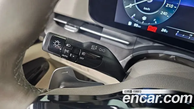 Kia Carnival Generation 4 — Фото автомобиля 29