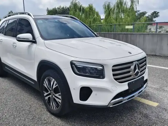 Mercedes-Benz GLB-Class — Фото автомобиля 2