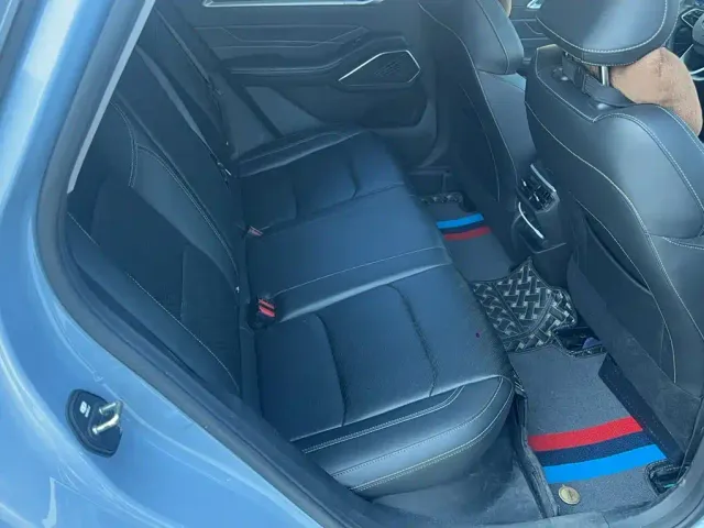 Geely Emgrand — Фото автомобиля 17
