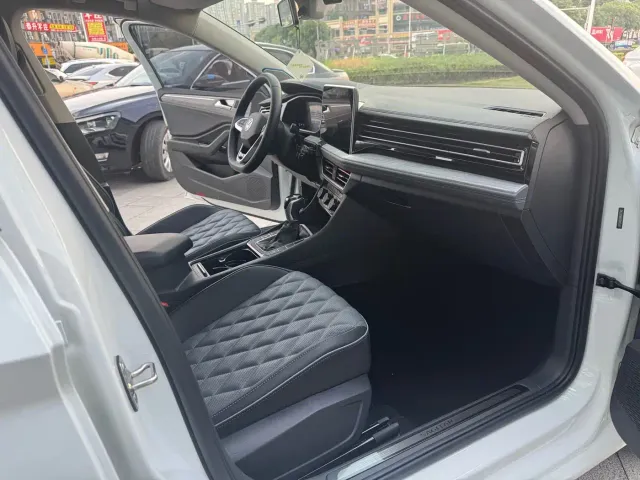 Volkswagen Sagitar — Фото автомобиля 11