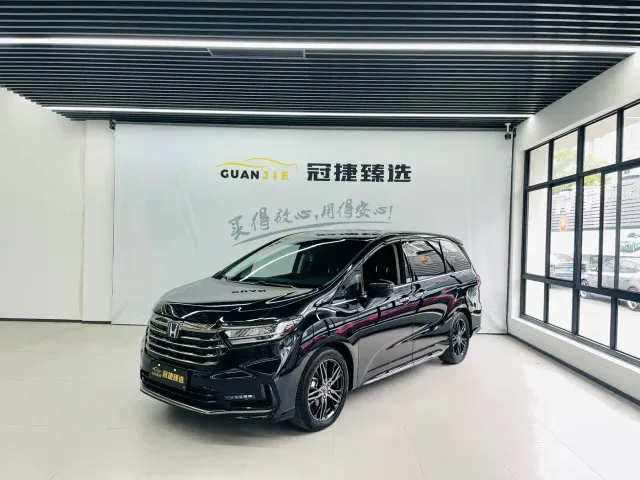 Фотография автомобиля — Honda Odyssey